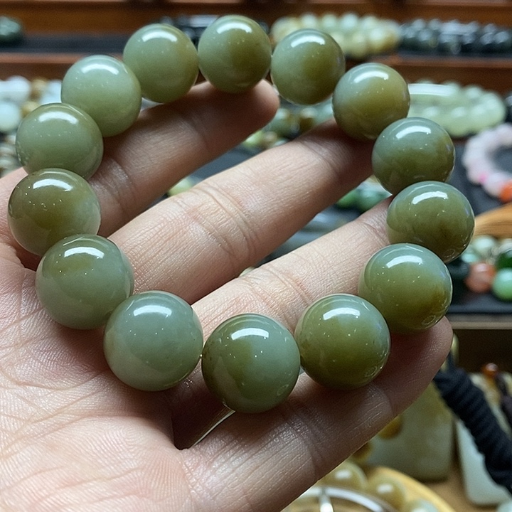 和田玉手串未镶嵌