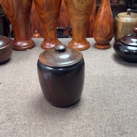 交趾黄檀（大红酸枝）带盖木罐
