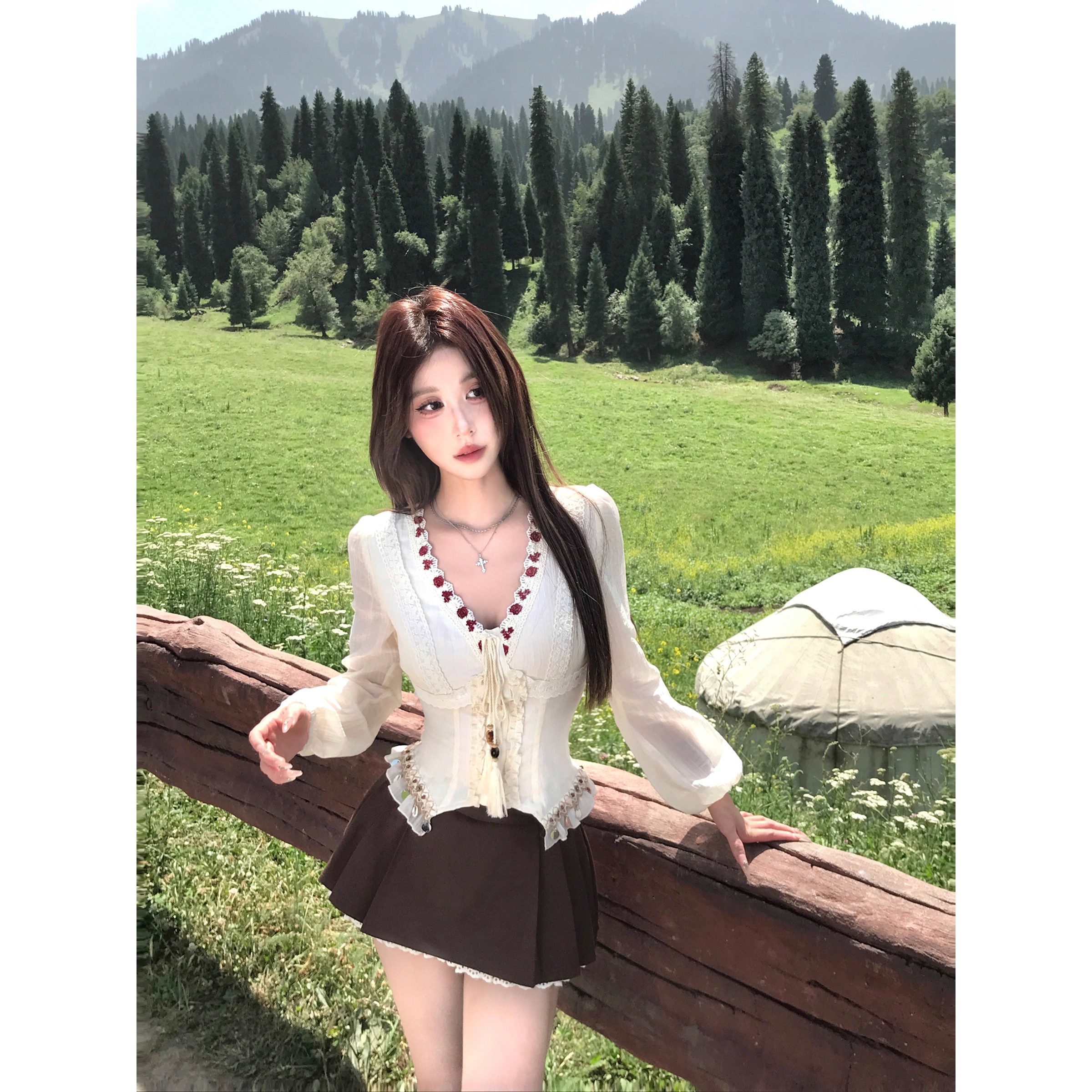 纯欲甜辣修身设计感V领长袖花边上衣+半身裙两件套秋季
