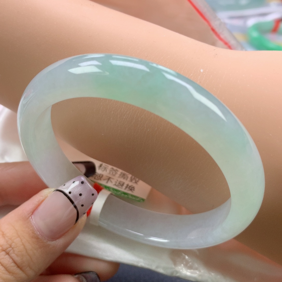 翡翠手镯未镶嵌56➕