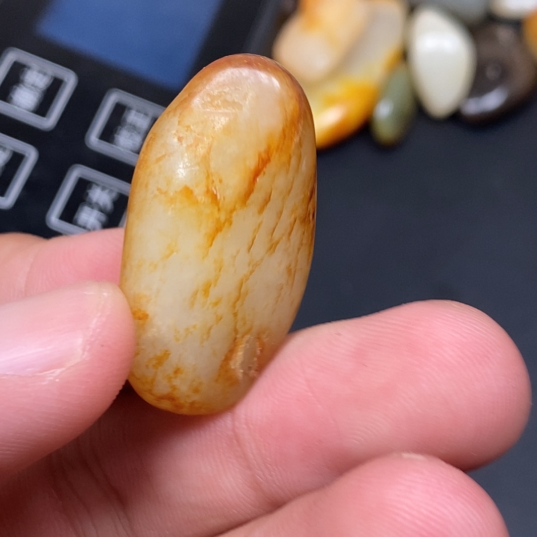 和田玉（糖玉）未镶嵌挂件