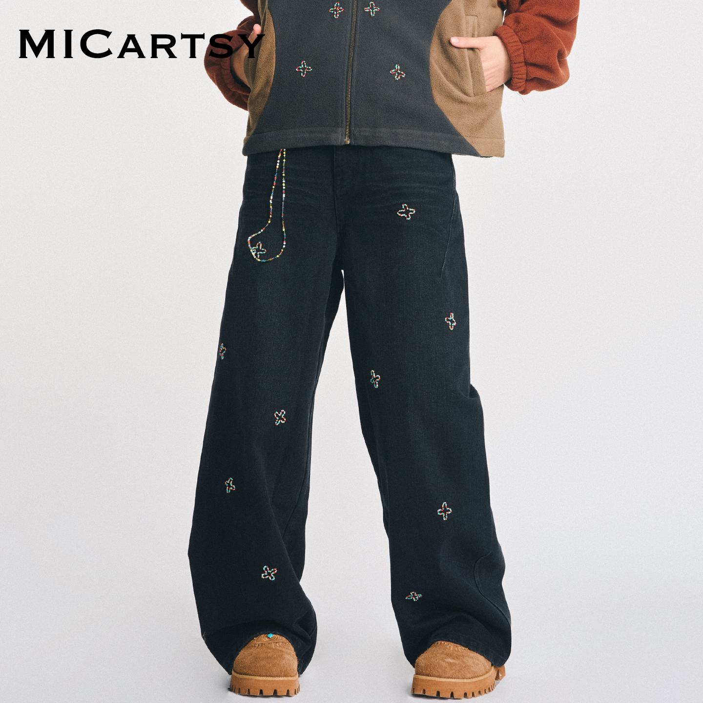 MICartsy王紫珊配饰车togo系列秋冬新款手工钉珠黑色弯刀牛仔裤女