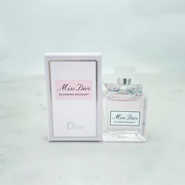 【春集里】克丽丝汀迪奥迪奥小姐花漾淡香水5ml