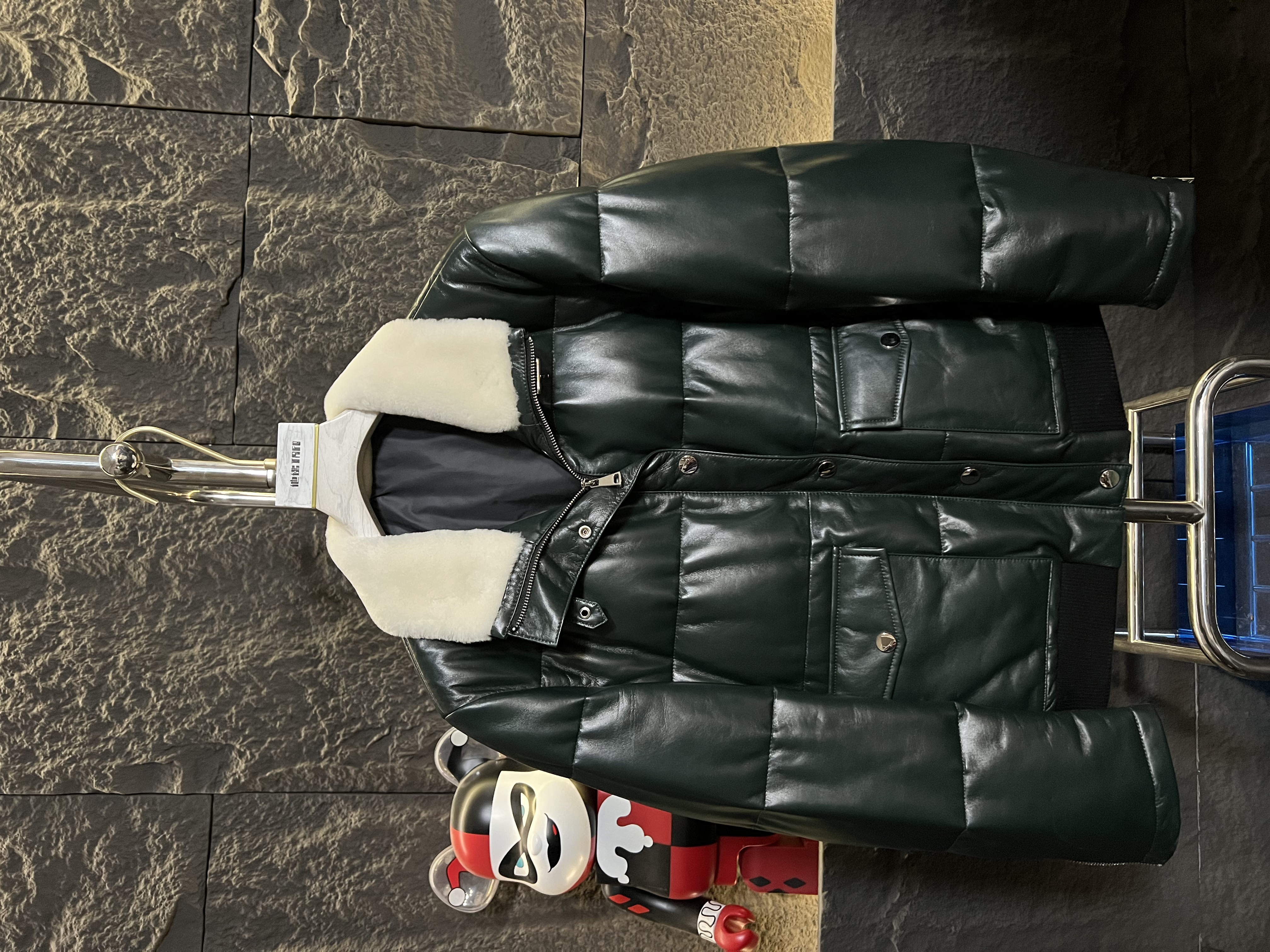 2025冬季新款男士真皮羊皮立翻羊羔毛领机车羽绒夹克外套