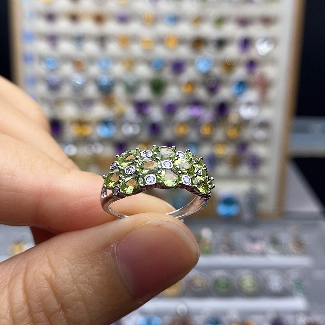 银S925镶嵌戒指橄榄石不含证书