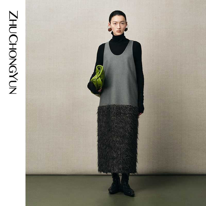 ZHUCHONGYUN2025冬新款高领斜门襟针织上衣修身版型C1FZ4713M