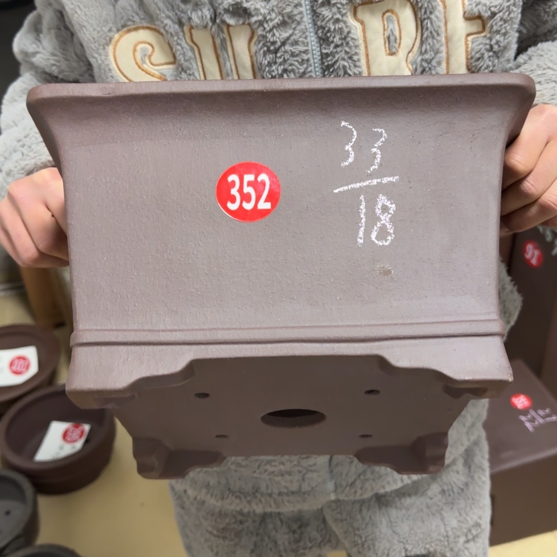 紫砂花盆呜呜呜呜