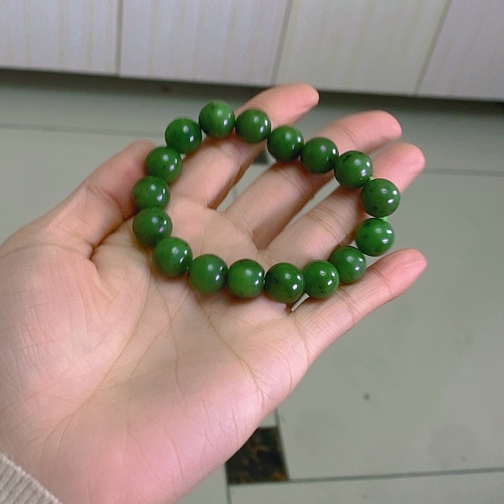 和田玉（碧玉）颈饰未镶嵌