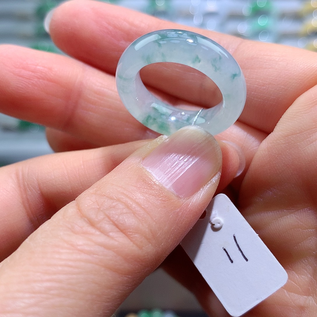 翡翠戒指未镶嵌11号