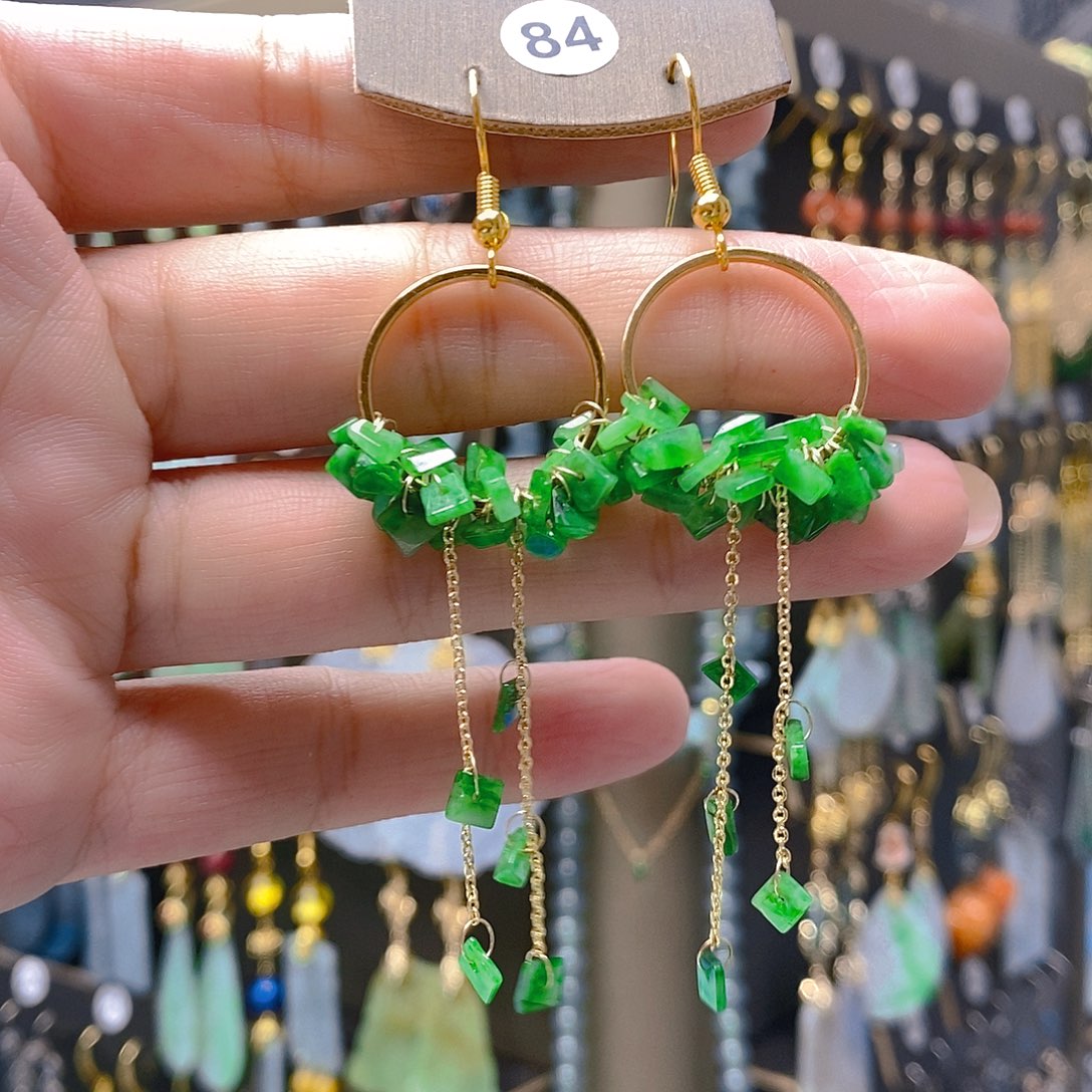 未镶嵌翡翠耳饰翡翠