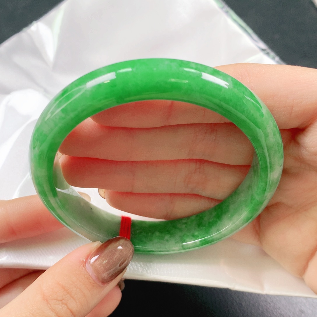 翡翠未镶嵌手镯58圈Z1038