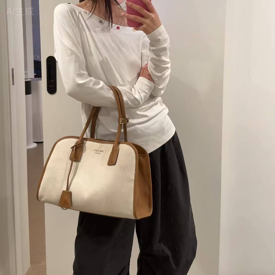 99新 Prada/普拉达 蔚蓝/米色拼棕色 帆布拼皮 单肩包 中号