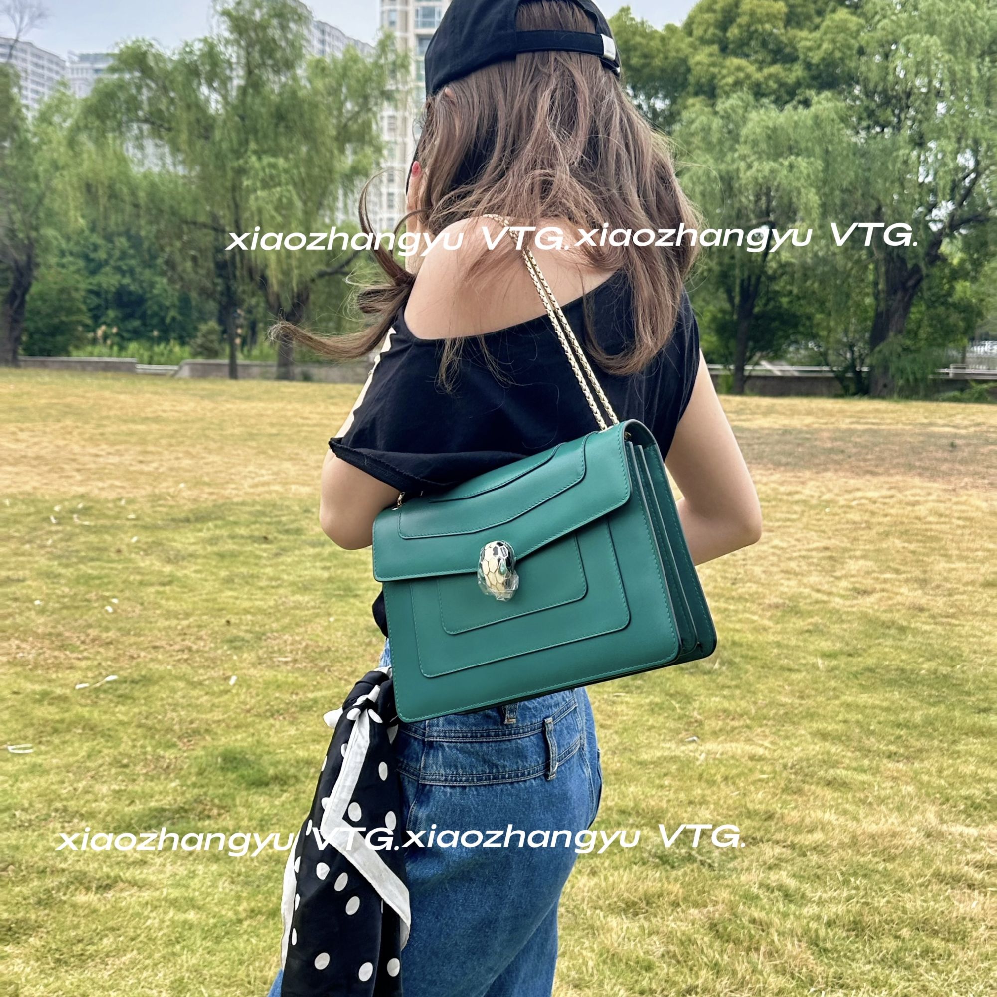 99新 BVLGARI/宝格丽 宝格丽蛇头墨绿色中号/98-99新