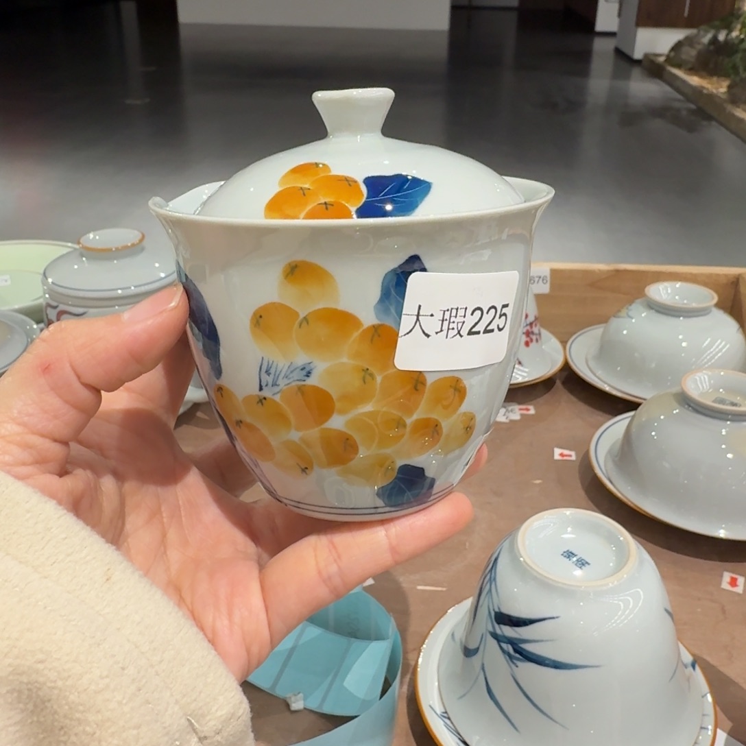 釉下手绘茶具微瑕