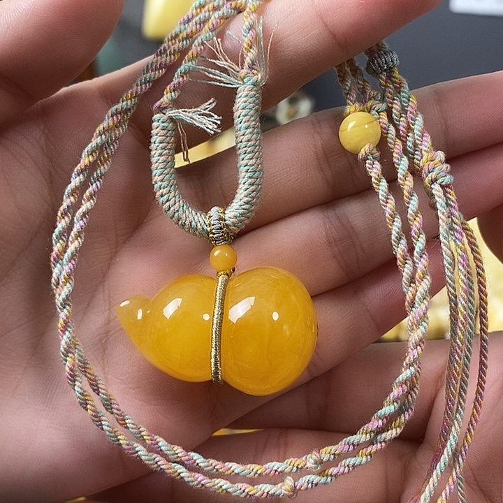 琥珀未镶嵌裸石葫芦