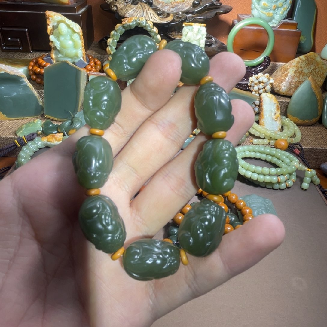 透闪石质玉手链貔貅未镶嵌清**生