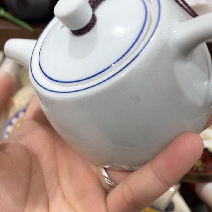 陶瓷茶具全部清清完回家过年