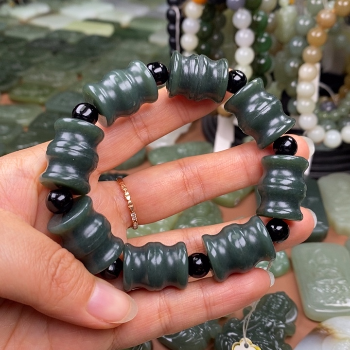 和田玉未镶嵌手链