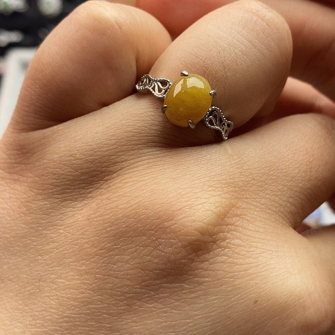 翡翠未镶嵌戒指翡翠