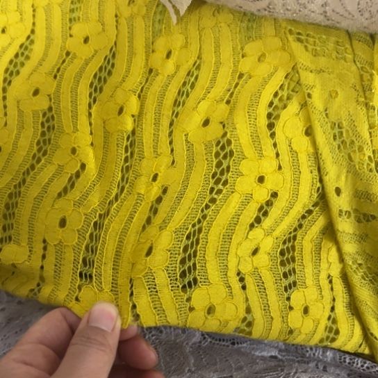 蕾丝面料无弹力三米