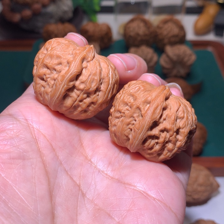 吃***饭把件文玩核桃平谷元宝