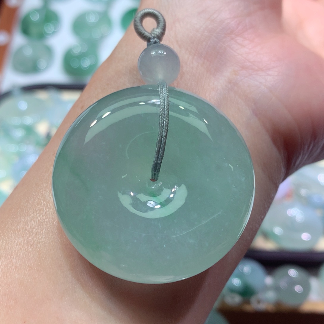 翡翠未镶嵌颈饰13尺寸38*12