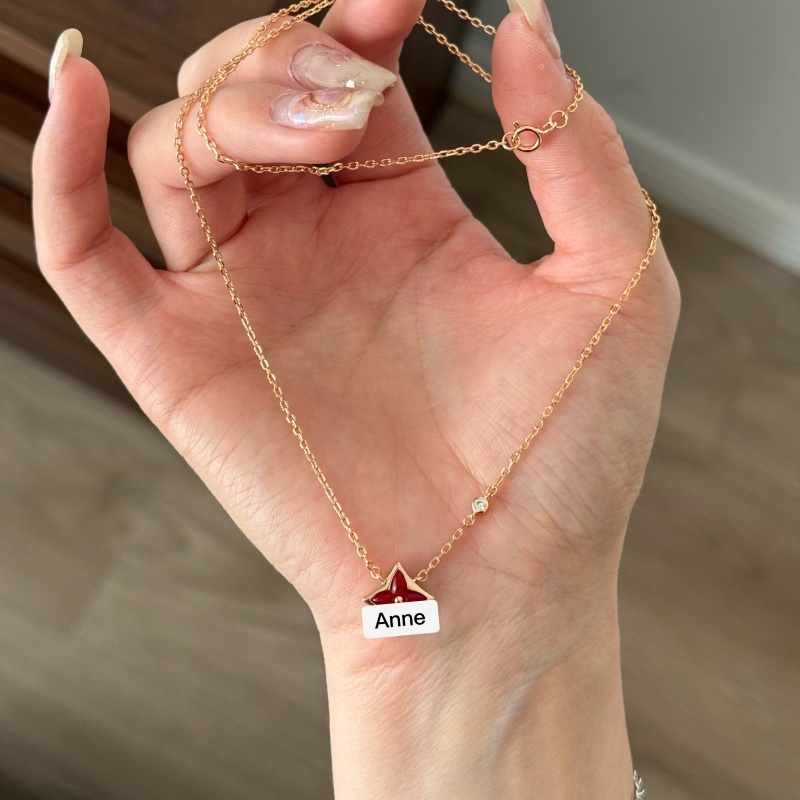 铜合金项链 红色雕刻菱形四叶草简约吊坠项链【X748】