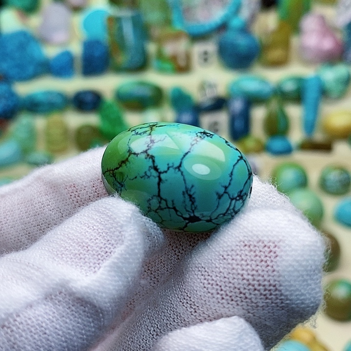 绿松石配饰未镶嵌