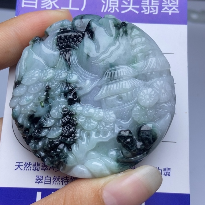 翡翠未镶嵌颈饰翡翠