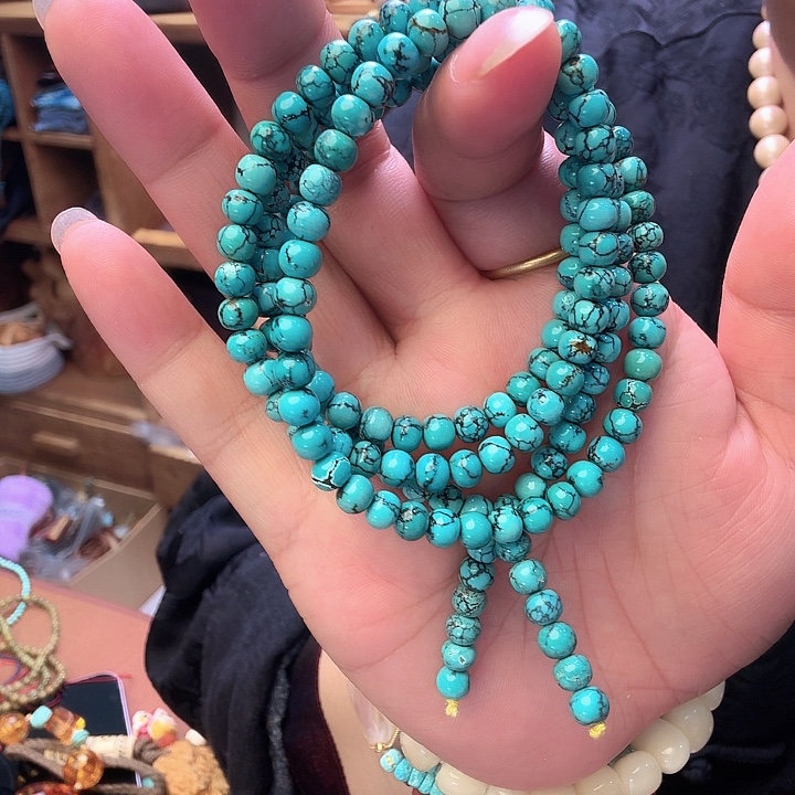 绿松石未镶嵌手链不退