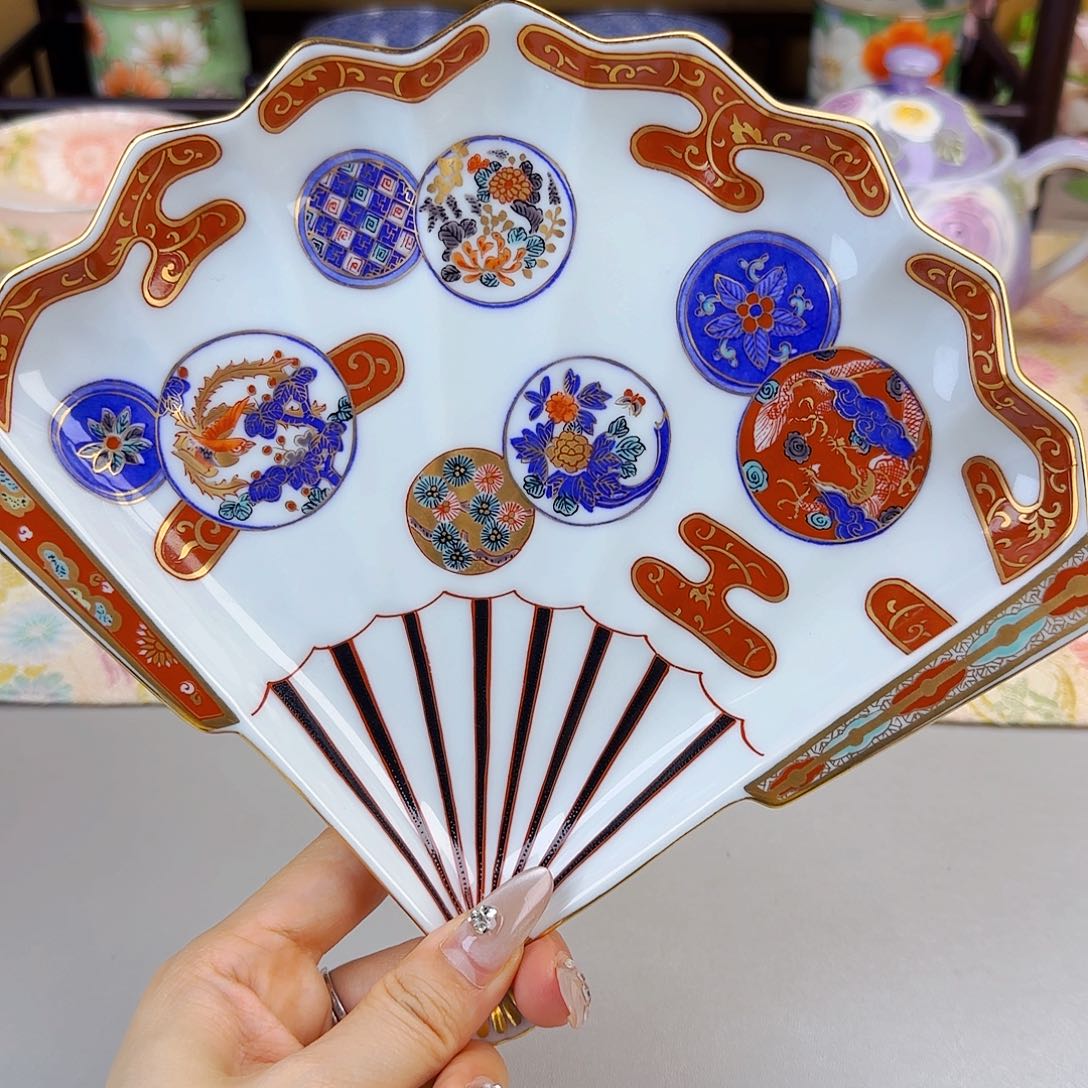 他家茶具瓷器真美！！