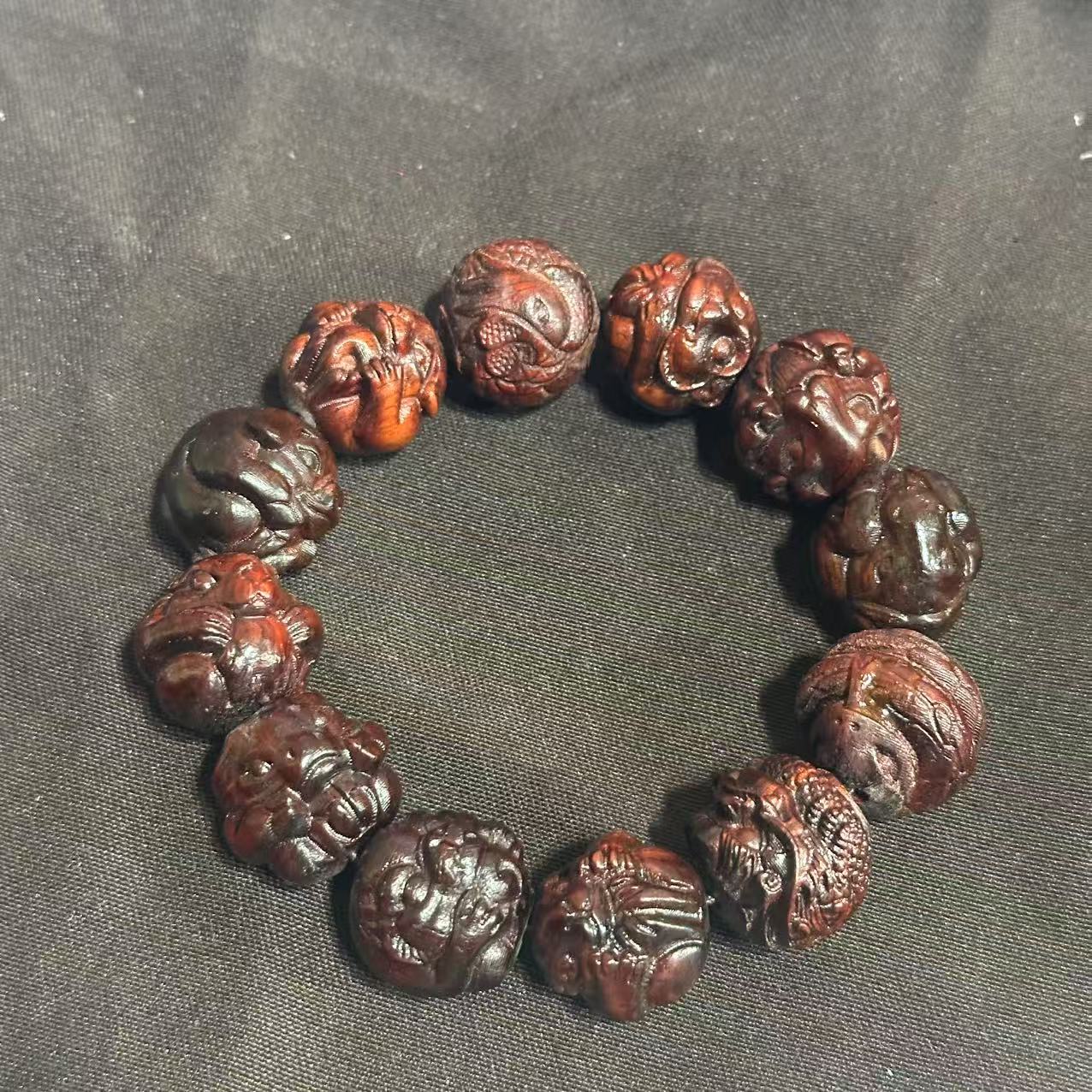 A2血檀十二生肖单圈手串卡20染料紫檀 205 （配A2礼盒套装）