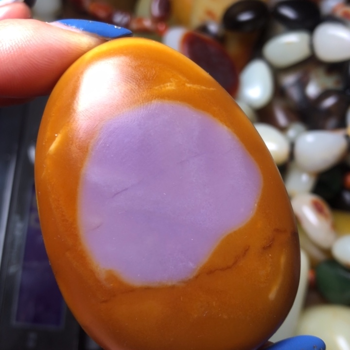 和田玉（翠青玉）未镶嵌珠宝奇石