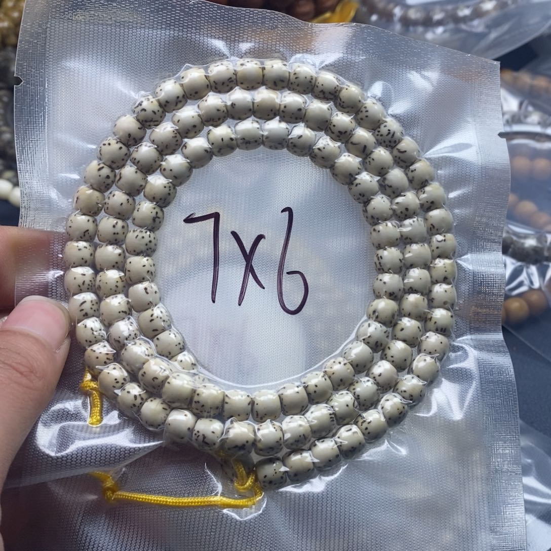 星月菩提手串7尺寸直切河豚脖挂
