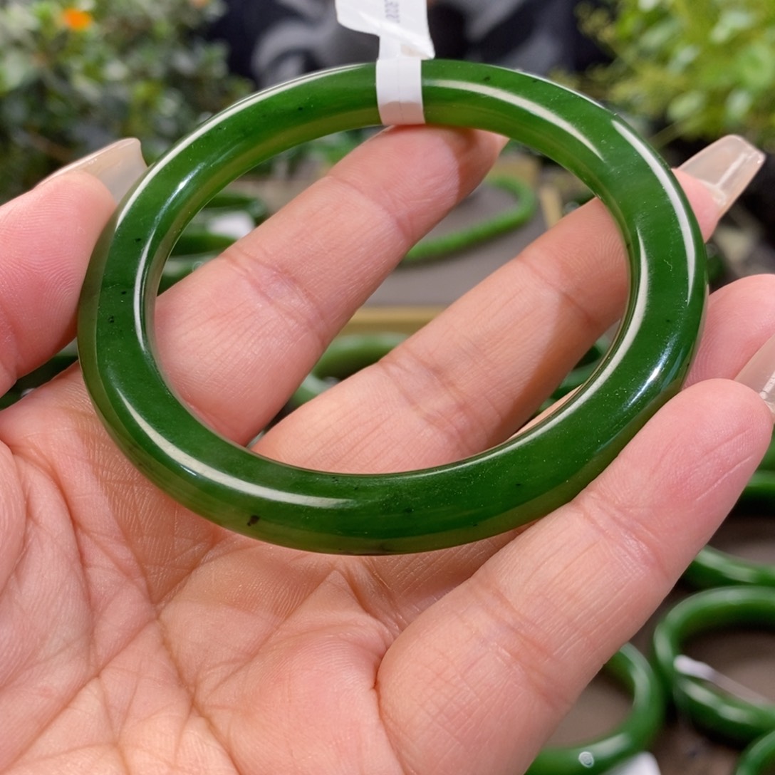 和田玉（碧玉）手镯未镶嵌