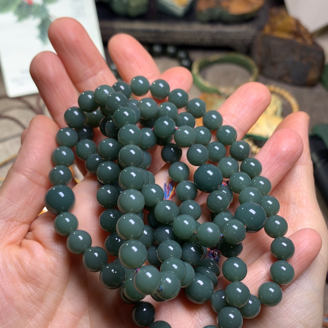 懒***子岫岩老玉（透闪石质玉）未镶嵌手串