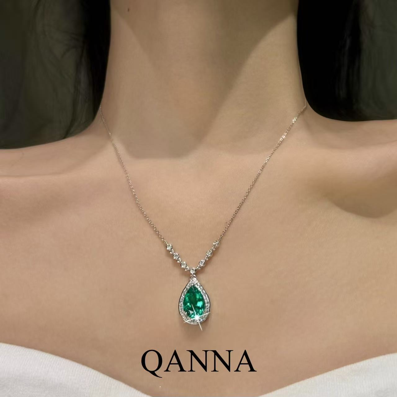 QANNA【绿野仙踪】【绿色大水滴】设计款时尚名媛风钻石锁骨链项链BV