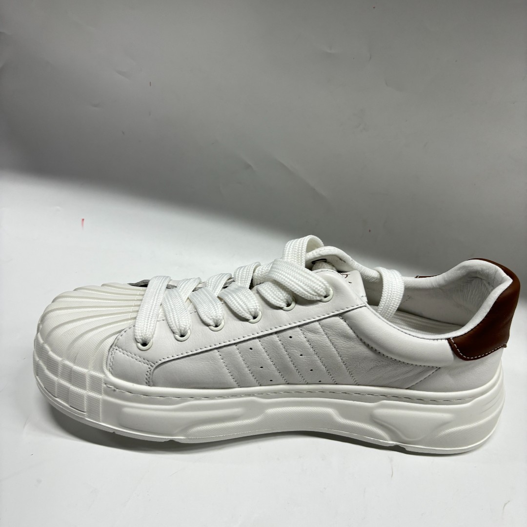 【A4988】42码 孤品推荐，时尚百搭男款、舒适男士鞋