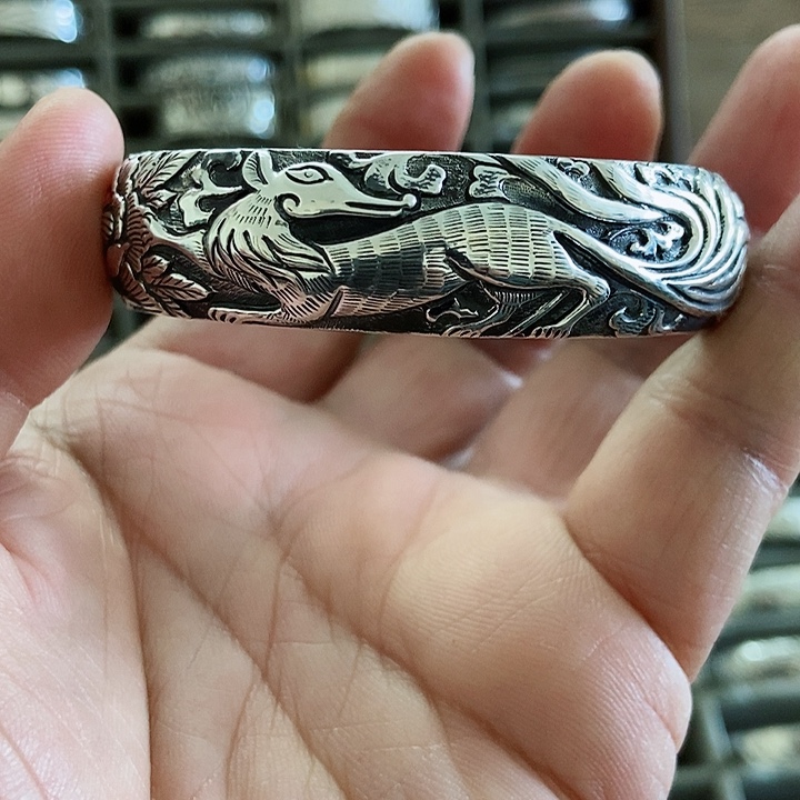 无足银佑*九尾灵狐