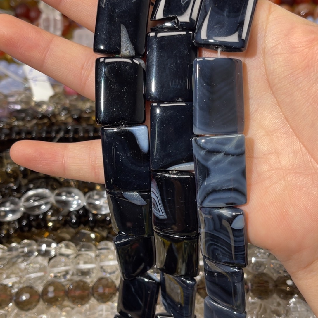 玛瑙/玉髓散珠黑玛瑙牌
