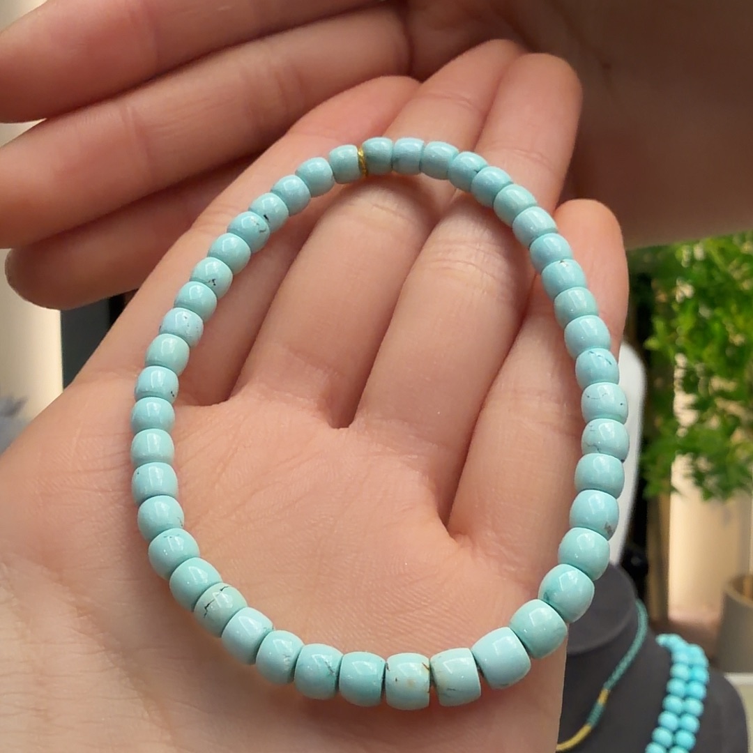 绿松石未镶嵌颈饰