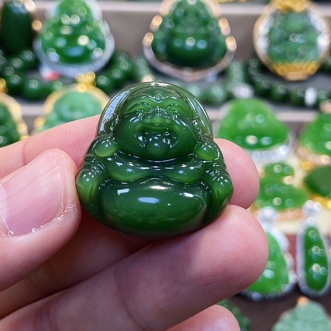 和田玉（碧玉）颈饰未镶嵌佛公30mm