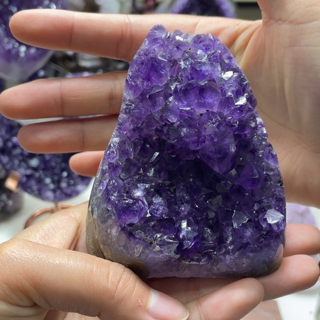 紫晶大型摆件（非配饰）未镶嵌