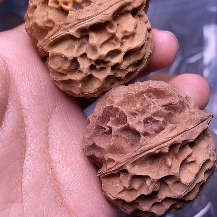 文玩核桃把件   190