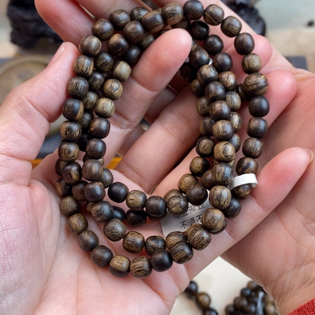 手串沉香小*越南芽庄白棋瘤疤0.7