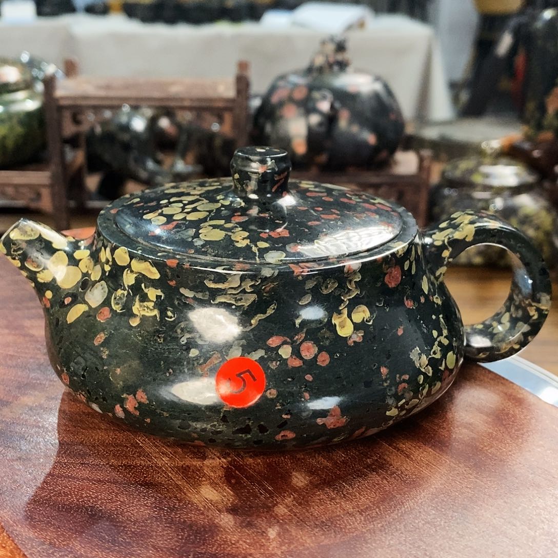 奢上奢梅花玉茶具