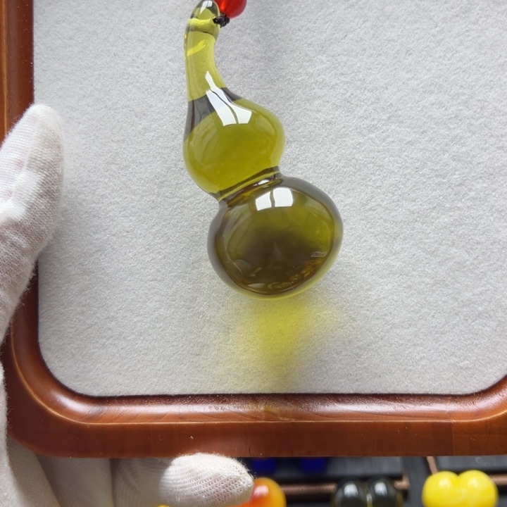 琥珀未镶嵌颈饰吊坠