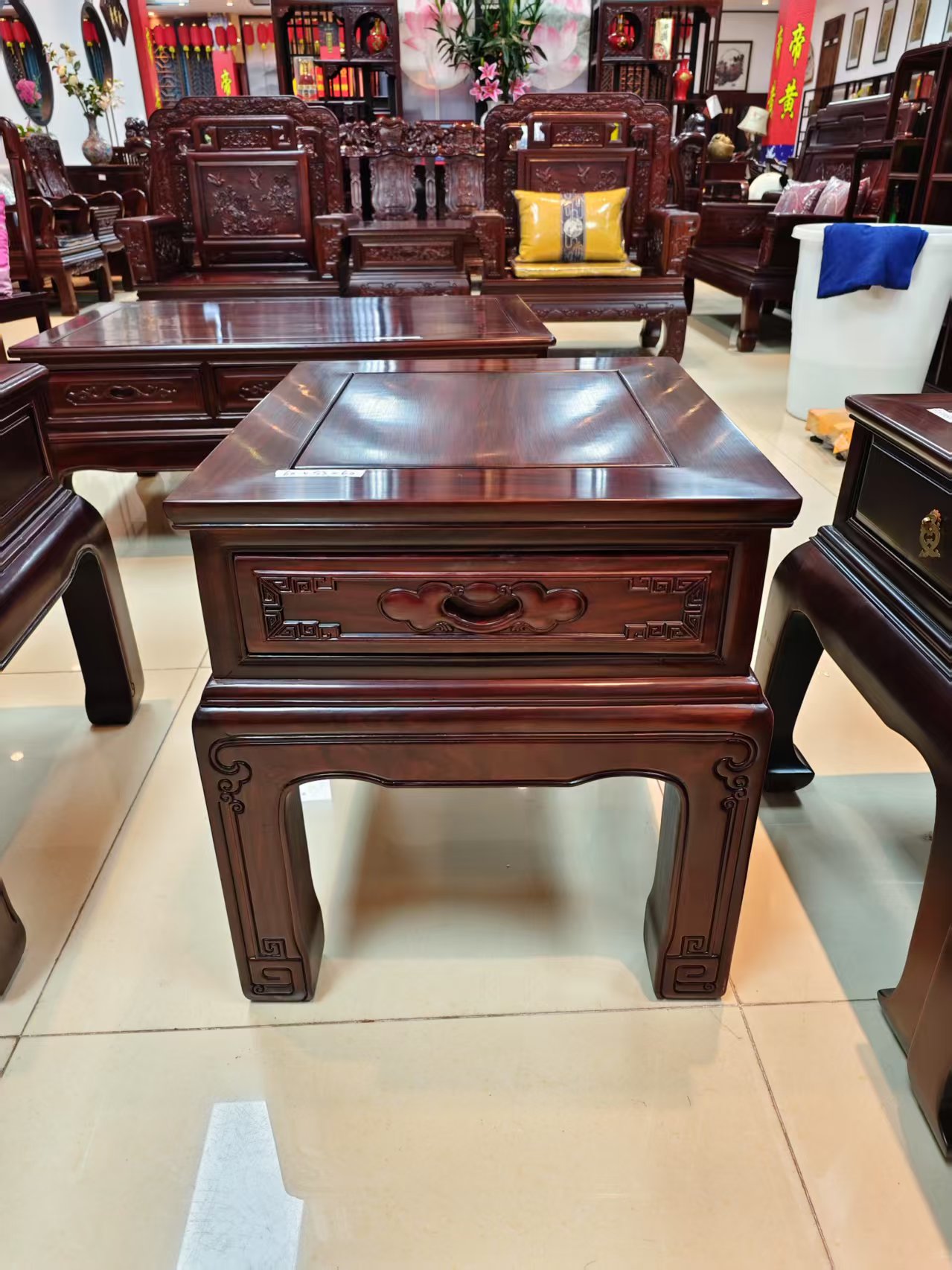 酸枝木 元宝角几尺寸:长60*宽53*高60