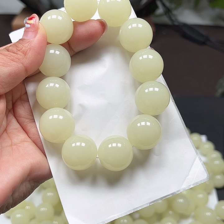 和田玉（青玉）未镶嵌颈饰