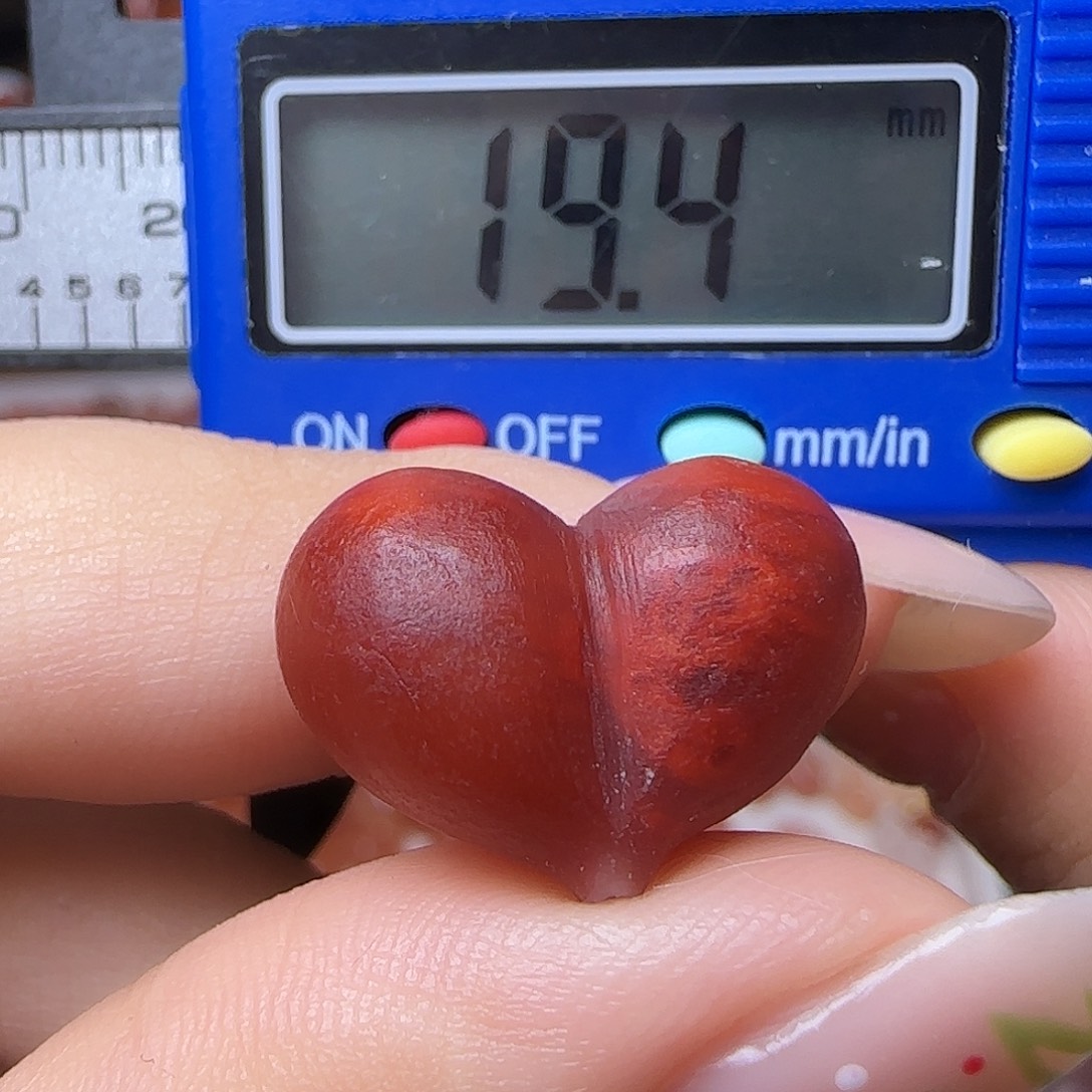 南红玛瑙未镶嵌颈饰